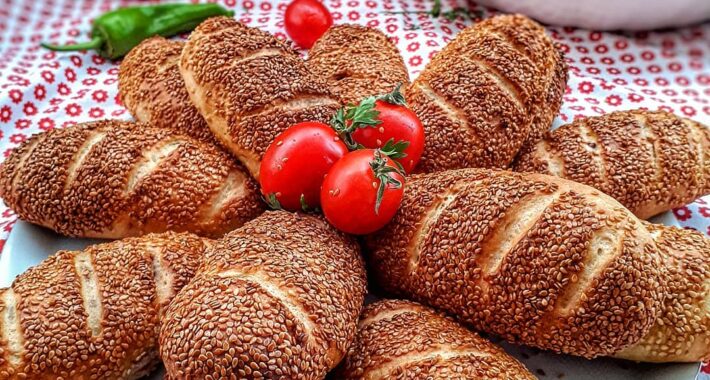 Kaşarlı Sucuklu Simit Poğaça
