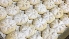 Bayatlamayan Ağızda Dapılan Kurabiye