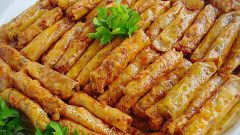 Ekşili Sarımsaklı Soslu Lahana Sarması