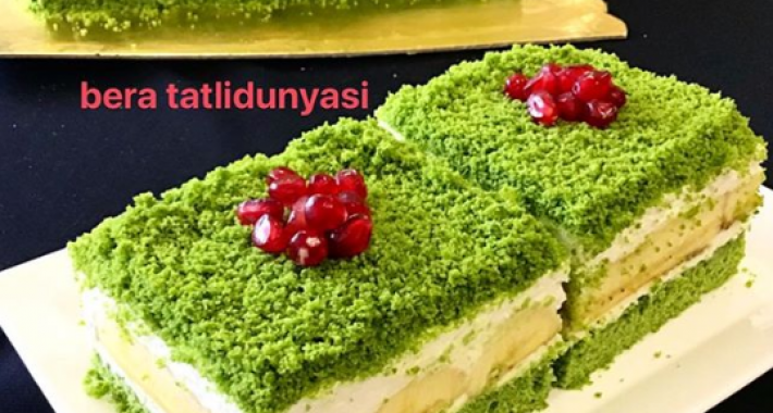 Ispanaklı Yaş Pasta